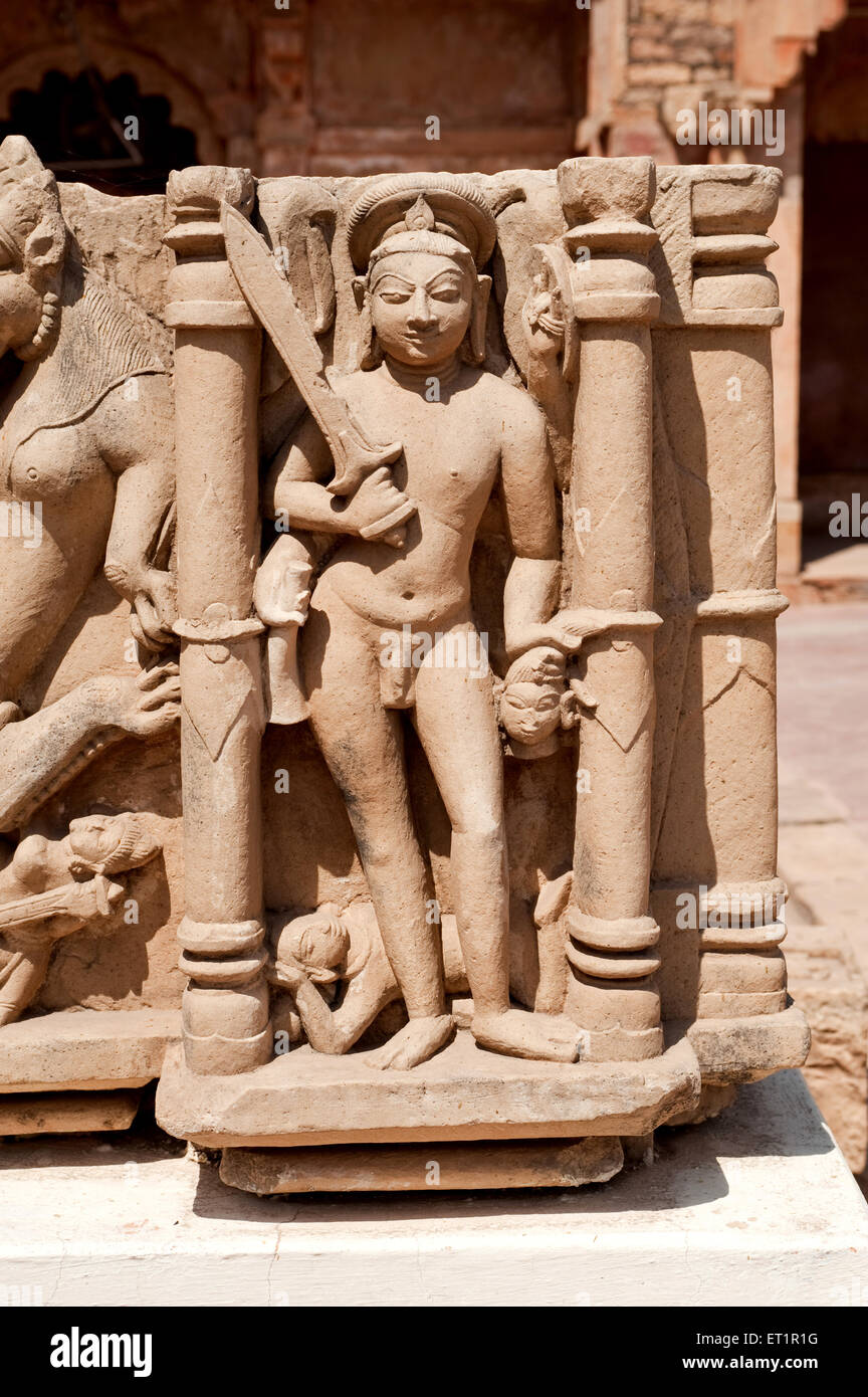 Statue von Nairiti Yama in Gujri Mahal Museum; Gwalior; Madhya Pradesh; Indien Stockfoto