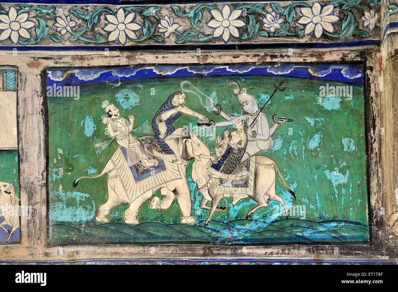 Wandmalerei von Shankar und Indra Gott in Chitrasala Umaid Mahal Ummed Mahal Garh Palace Bundi Rajasthan Indien Asien-Indische Kunst Stockfoto