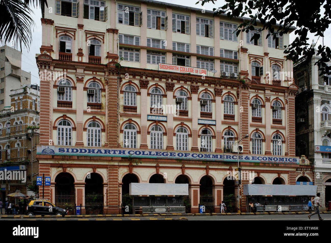 Gebäude von Siddharth College Mumbai Maharashtra Indien Asien Stockfoto