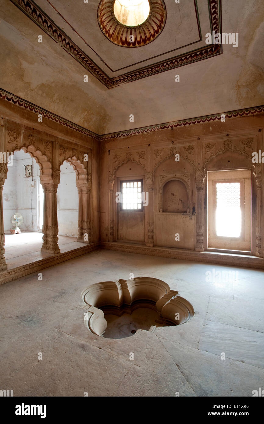 Hamam; Hamami; Hammam; altes Badezimmer; Regierungsmuseum; Bharatpur; Rajasthan; Indien; Asien Stockfoto
