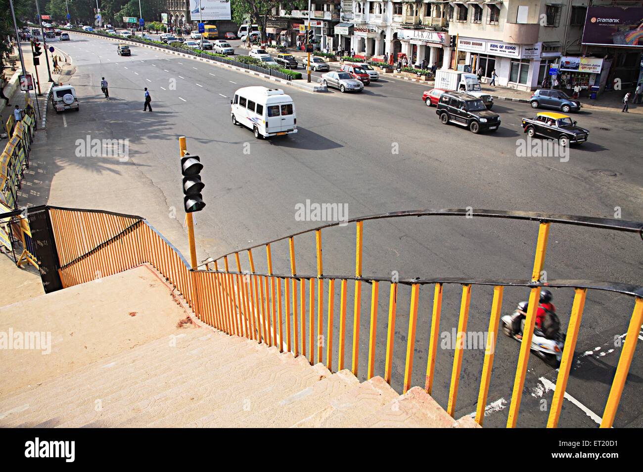 Fußgängerbrücke in G. B. Pant Chowk; Girgaon; Chowpatty Seaface; Charni Straße; Bombay Mumbai; Maharashtra; Indien Stockfoto