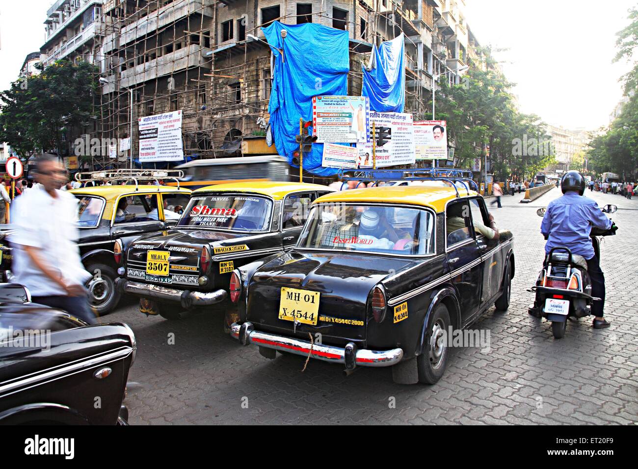 Blick auf die Princess Street; Vardhaman Chowk; Marine Lines; Bombay Mumbai; Maharashtra; Indien Stockfoto