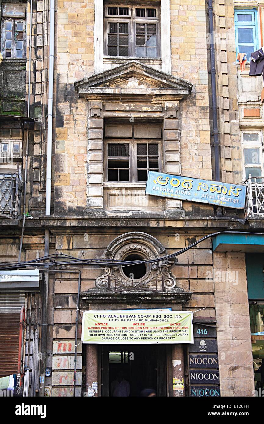 Altes Gebäude; Chhotalal Bhuvan; Kalbadevi Road; Marine Lines; Bombay; Mumbai; Maharashtra; Indien; Asien; Asiatisch; Indisch Stockfoto