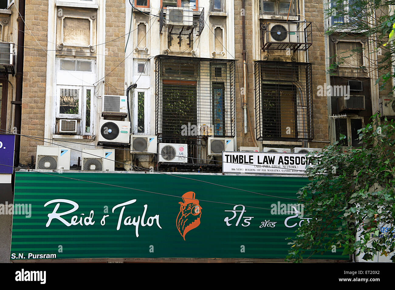 Reid & Taylor Schild, altes Haus, S N Pursram, Timble Law, Churchgate, Bombay, Mumbai, Maharashtra, Indien, Asien, Asiatisch, Indisch Stockfoto