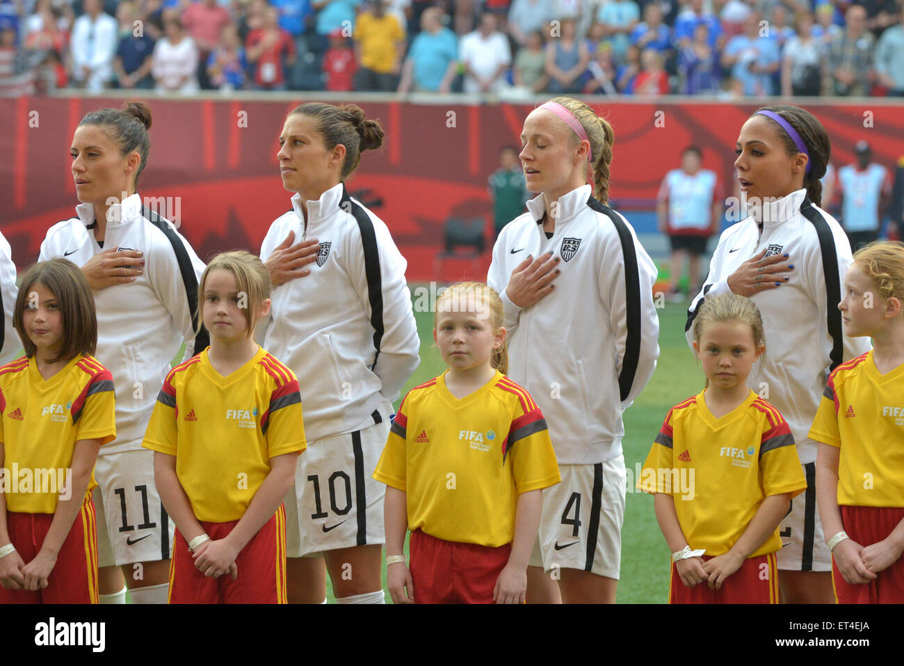 USA Frauen Nationalmannschaft vor dem Spiel bei der FIFA Frauen Welt Cup Kanada 2015 Gruppe D-match zwischen USA und Australien Stockfoto