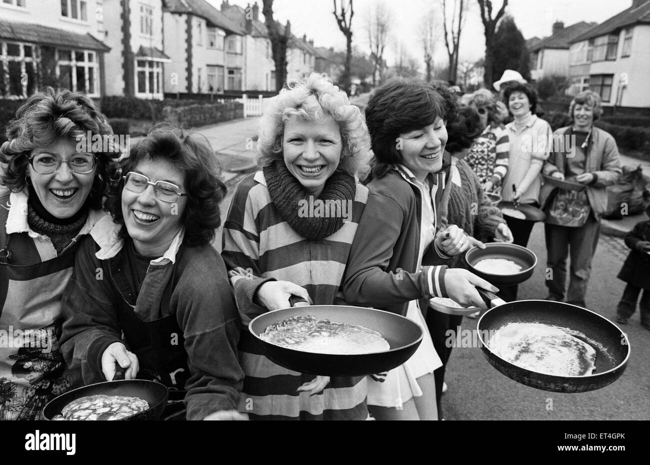 Wainbody Avenue-Pfannkuchen-Rennen. 23. Februar 1982. Stockfoto
