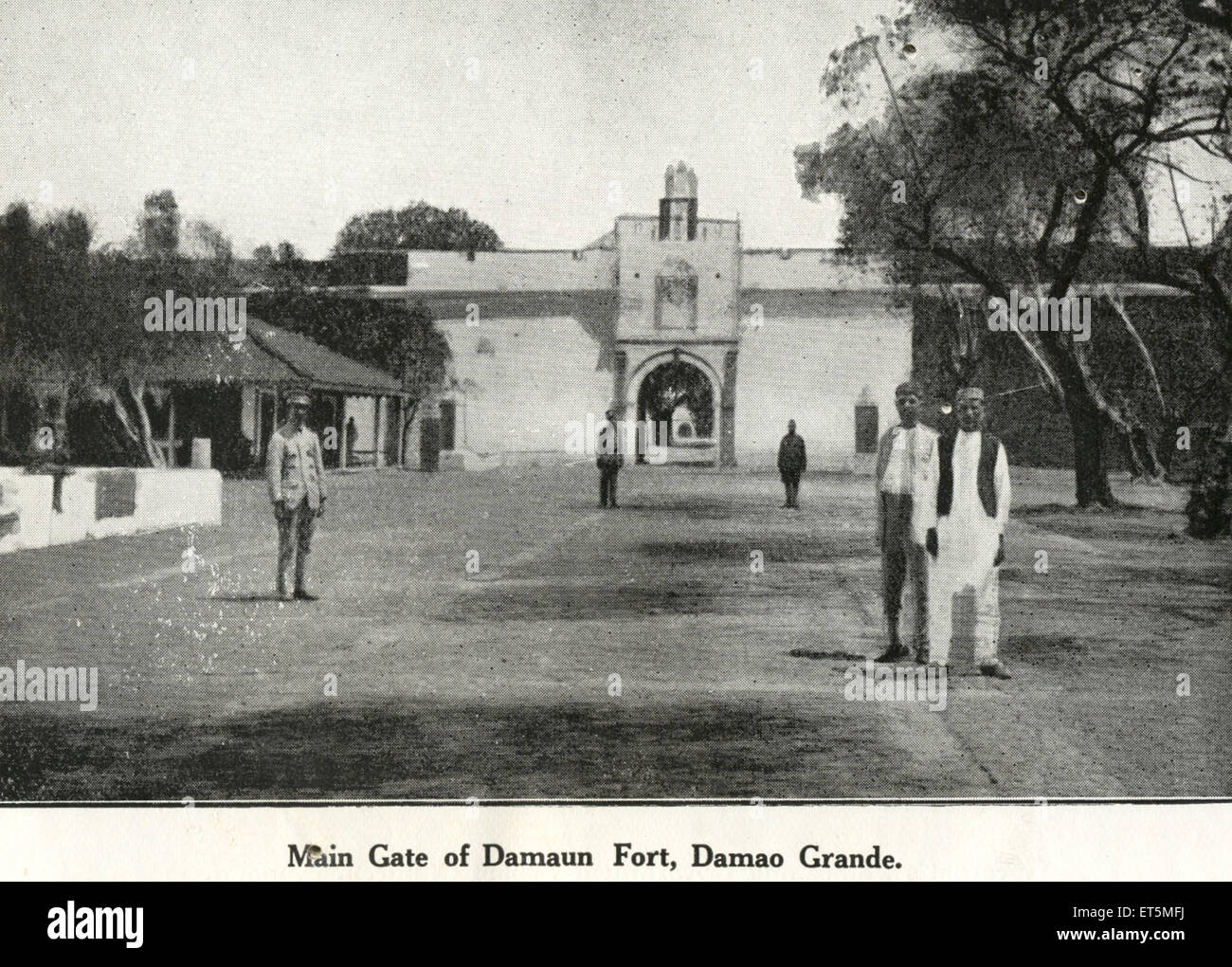 Katholische Gemeinschaft; Haupttor; Daman Fort; Nani Daman Fort; Damaun Fort; Damao Grande; Daman; Indien; Union Territory; UT; Indisch; Asien; Stockfoto