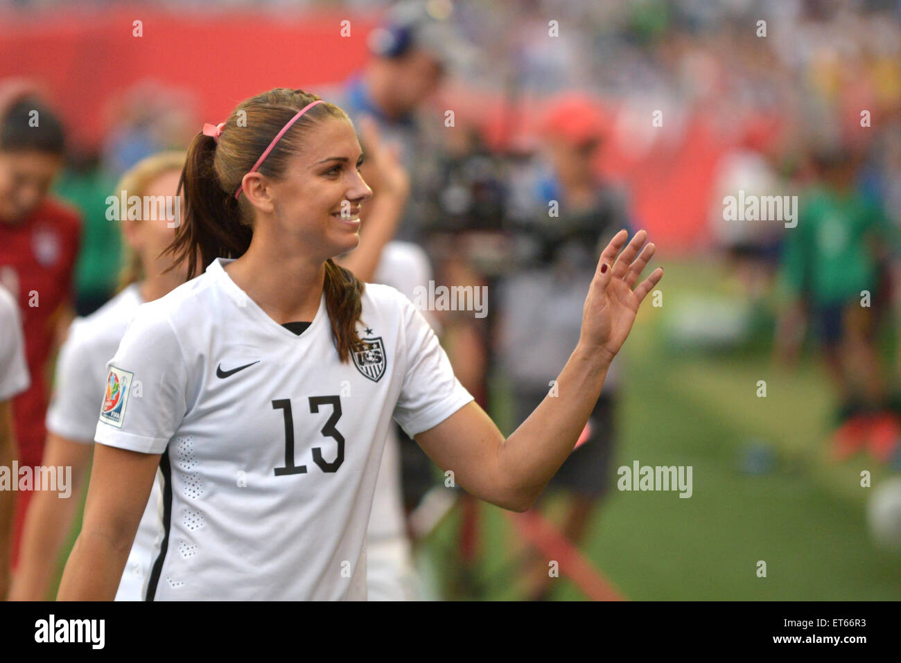 Alex MORGAN nach der FIFA Frauen Welt Cup Kanada 2015 Gruppe D Spiel zwischen den USA und Australien Stockfoto