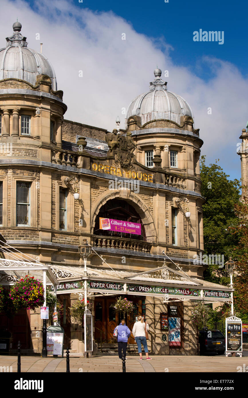 Großbritannien, England, Derbyshire, Buxton, Opernhaus, Edwardian außen, entworfen von Frank Thatcham Stockfoto