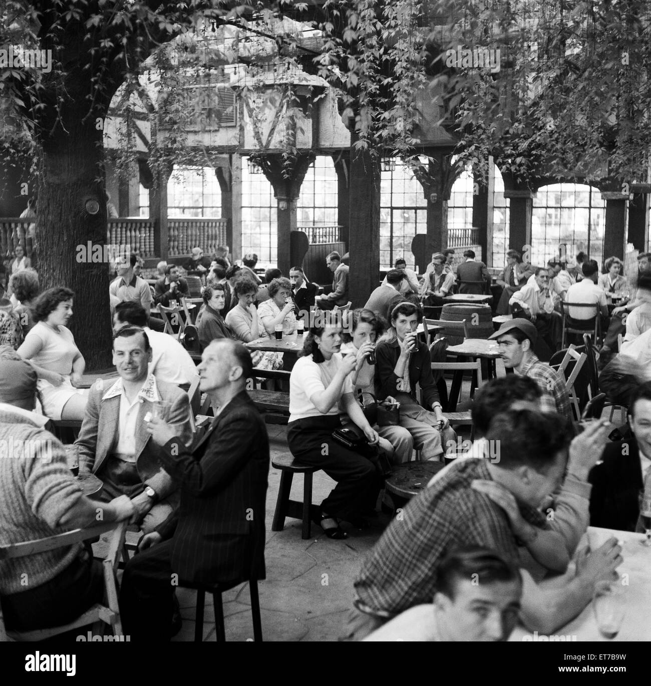 Die Vienna Ballroom, Butlins Holiday Camp, Filey, North Yorkshire. 30. Juli 1954. Stockfoto