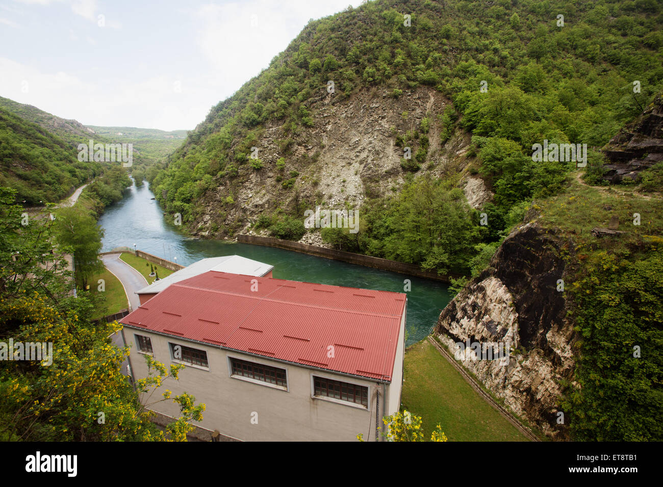 Matka Wasserkraftwerk auf Treska Fluss Skopje Mazedonien Stockfoto