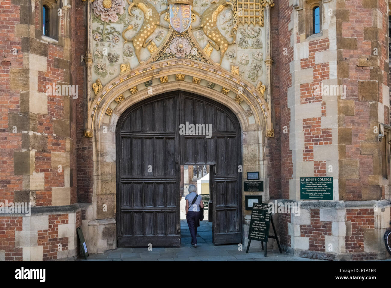 Eingang für St. Johns College der Universität Cambridge, Stockfoto