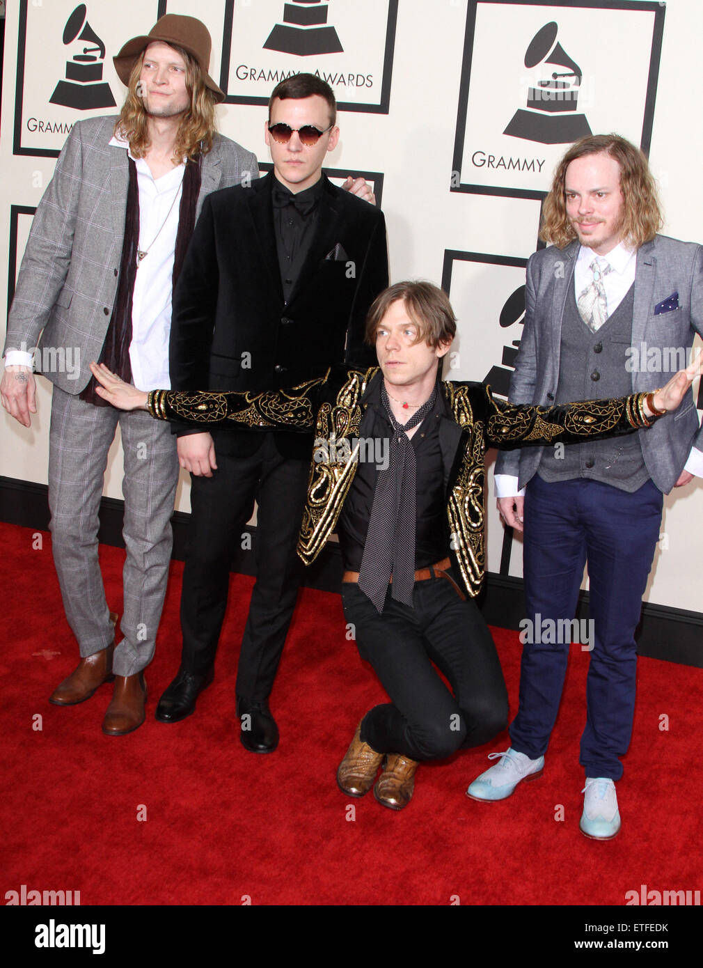 57th annual GRAMMY Awards statt im Staples Center in Los Angeles.  Mitwirkende: Daniel Tichenor, Brad Shultz, Matt Shultz, Jared Champion der Band "Käfig der Elefant" wo: Los Angeles, California, Vereinigte Staaten von Amerika bei: Kredit-8. Februar 2015: Adriana M. Barraza/WENN.com Stockfoto