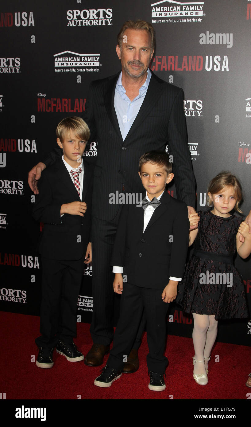 Die Weltpremiere von Disneys "McFarland mit: Grace Avery Costner, Lily Costner, Kevin Costner, Joe Costner Where: Hollywood, Kalifornien, Vereinigte Staaten, wann: 9. Februar 2015 Kredit: FayesVision/WENN.com Stockfoto