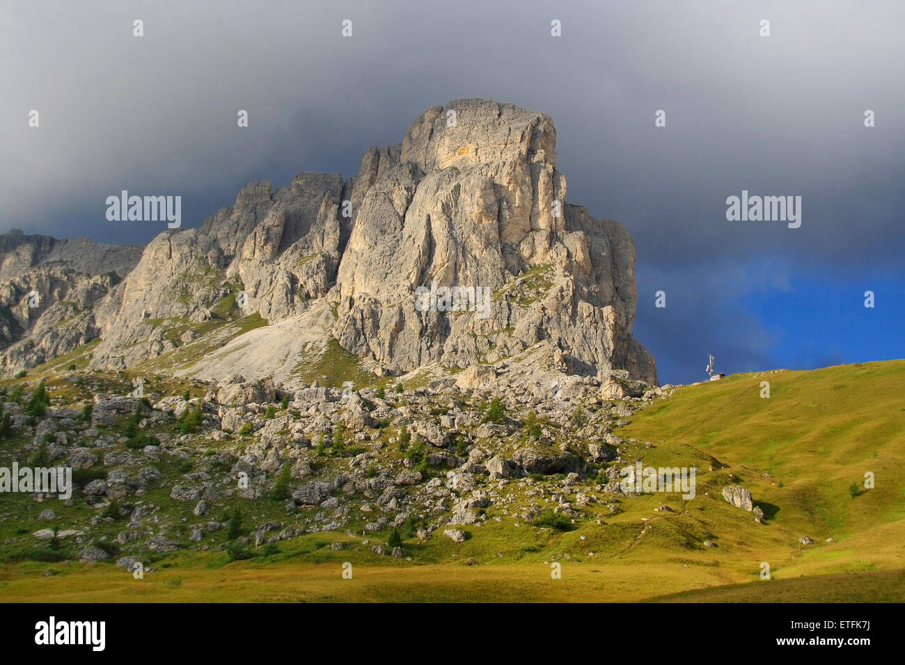 Blick auf die Imponent Gusela Nuvolau in der Nähe der Giau Pass in den Dolomiten, Italien. Stockfoto