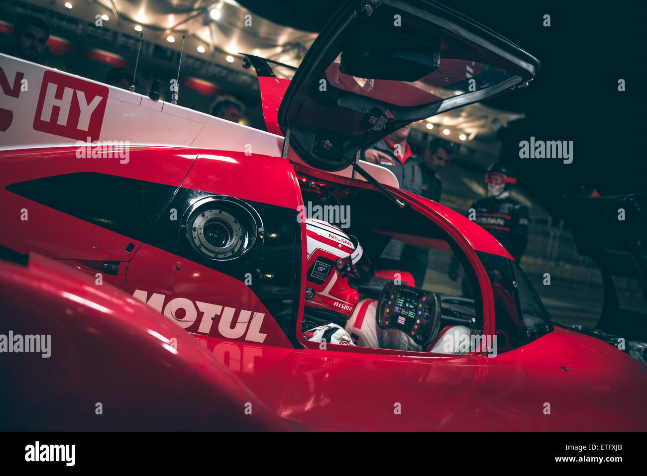 Nissan Nismo GT-R LMP1 immer in der Grube ausgecheckt. Stockfoto