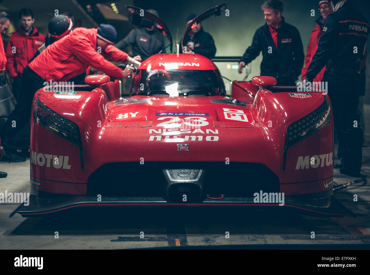 Nissan Nismo GT-R LMP1 immer in der Grube ausgecheckt. Stockfoto