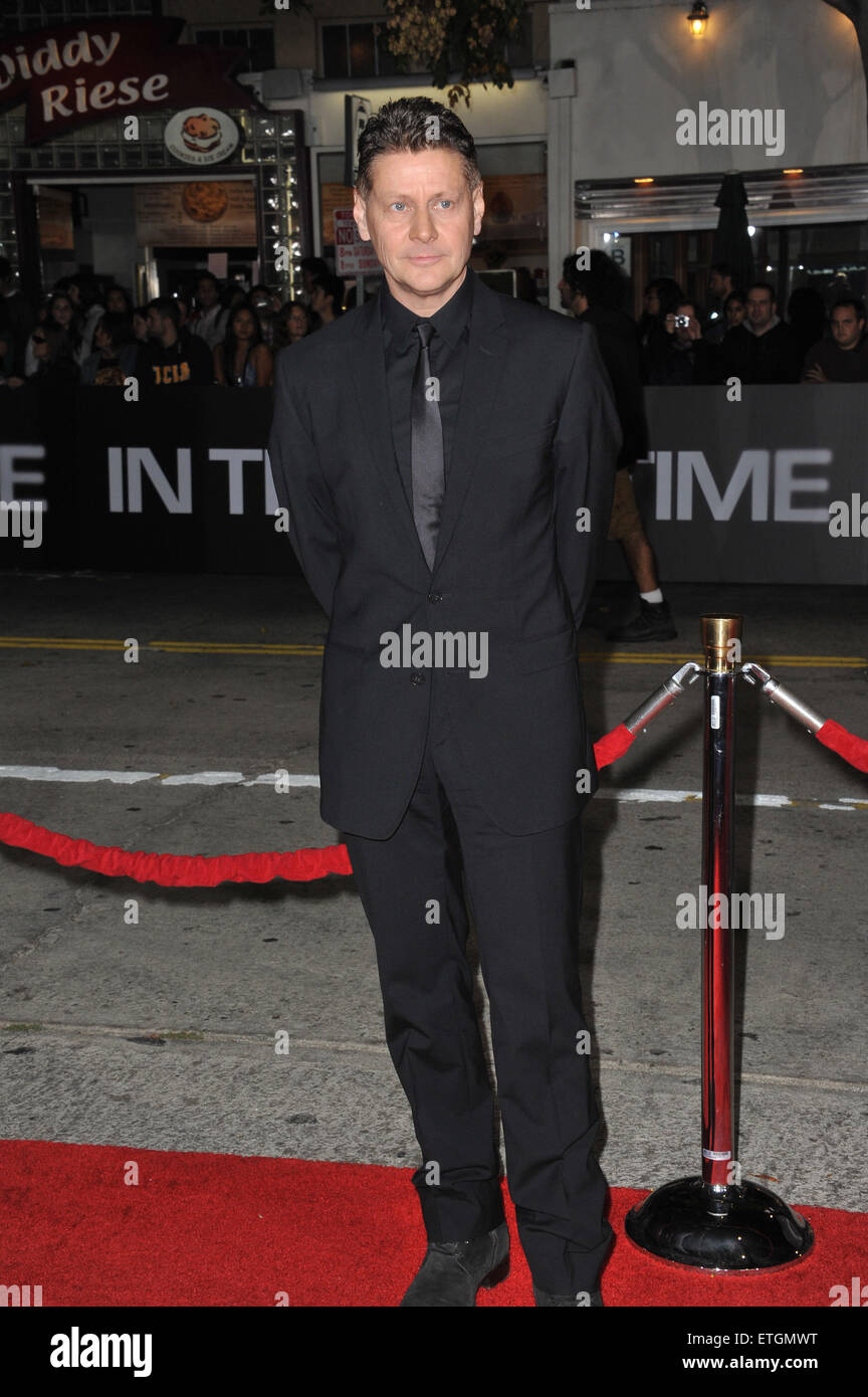 LOS ANGELES, CA - 20. Oktober 2011: Regisseur Andrew Niccol bei der Los Angeles Premiere von hs neuen Film "In Time" am Regency Village Theatre in Westwood. 20. Oktober 2011 Los Angeles, CA Stockfoto