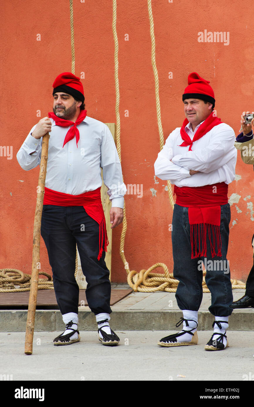 Festa de l ' Arbre ich Ball del Cornut in Cornellà de Terri. Stockfoto