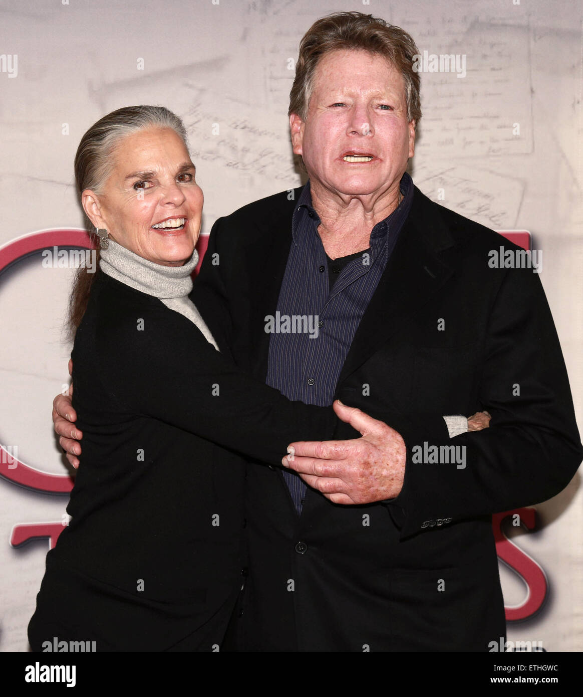 Die Stars des Films 1970 Liebesgeschichte vereinen während der Proben für die kommende Tour-Produktion von Love Letters, Shetler Studios.  Mitwirkende: Ali MacGraw, Ryan O'Neal wo: New York, New York, Vereinigte Staaten von Amerika bei: Kredit-24. Februar 2015: Joseph Marzullo/WENN.com Stockfoto