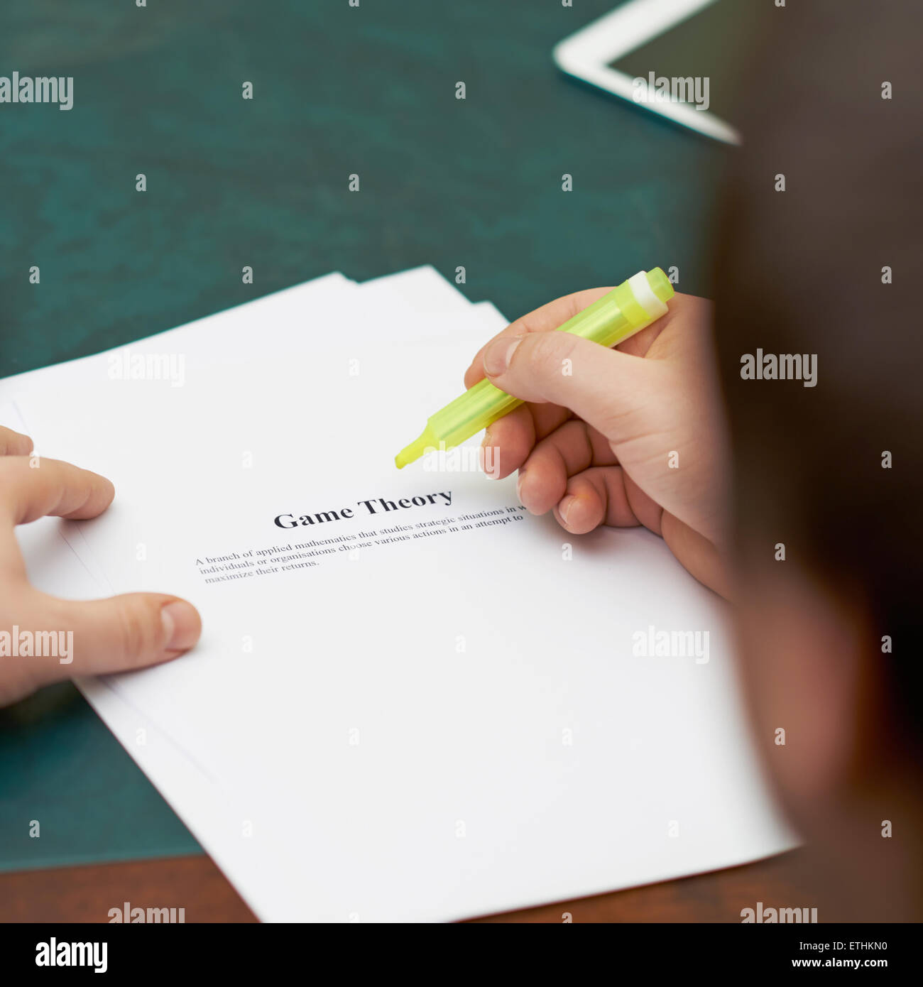 Markieren von Wörtern in der Definition eines Spieltheorie Stockfoto