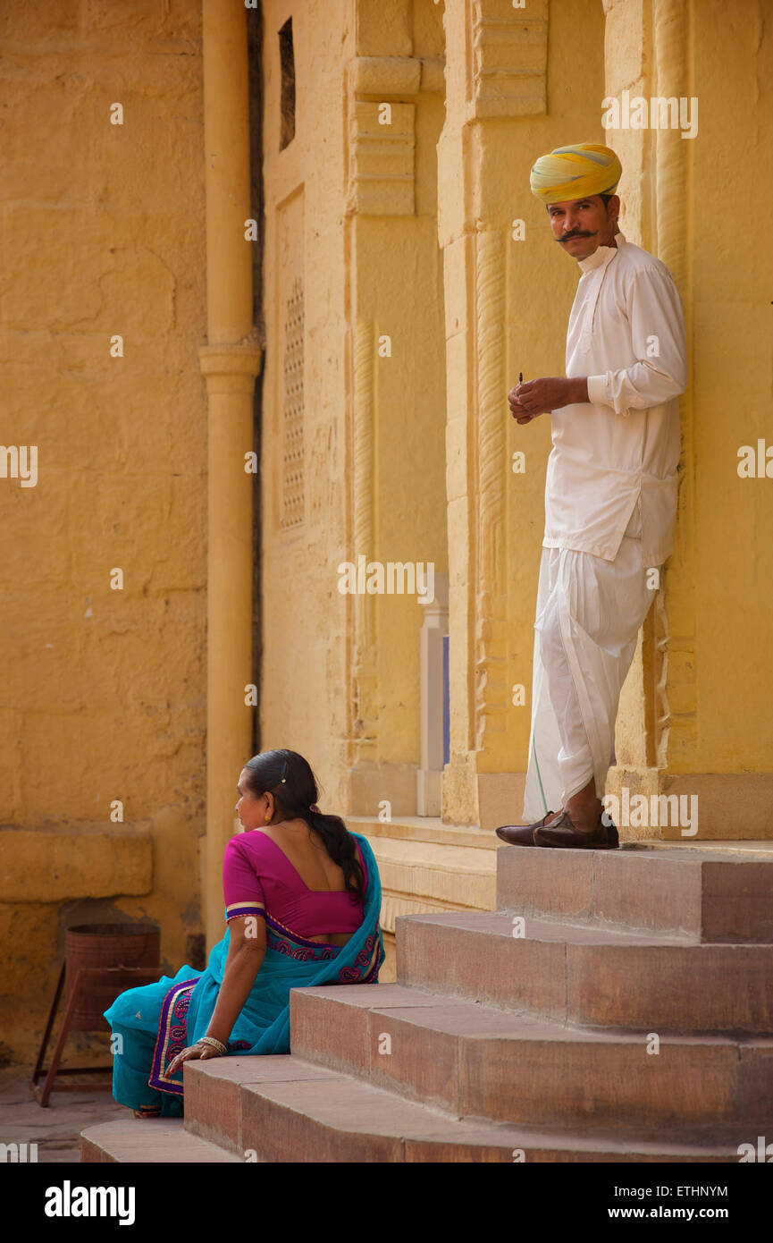 Mitarbeiter des Museums in Mehrangarh Fort, Jodhpur, Rajasthan, Indien Stockfoto