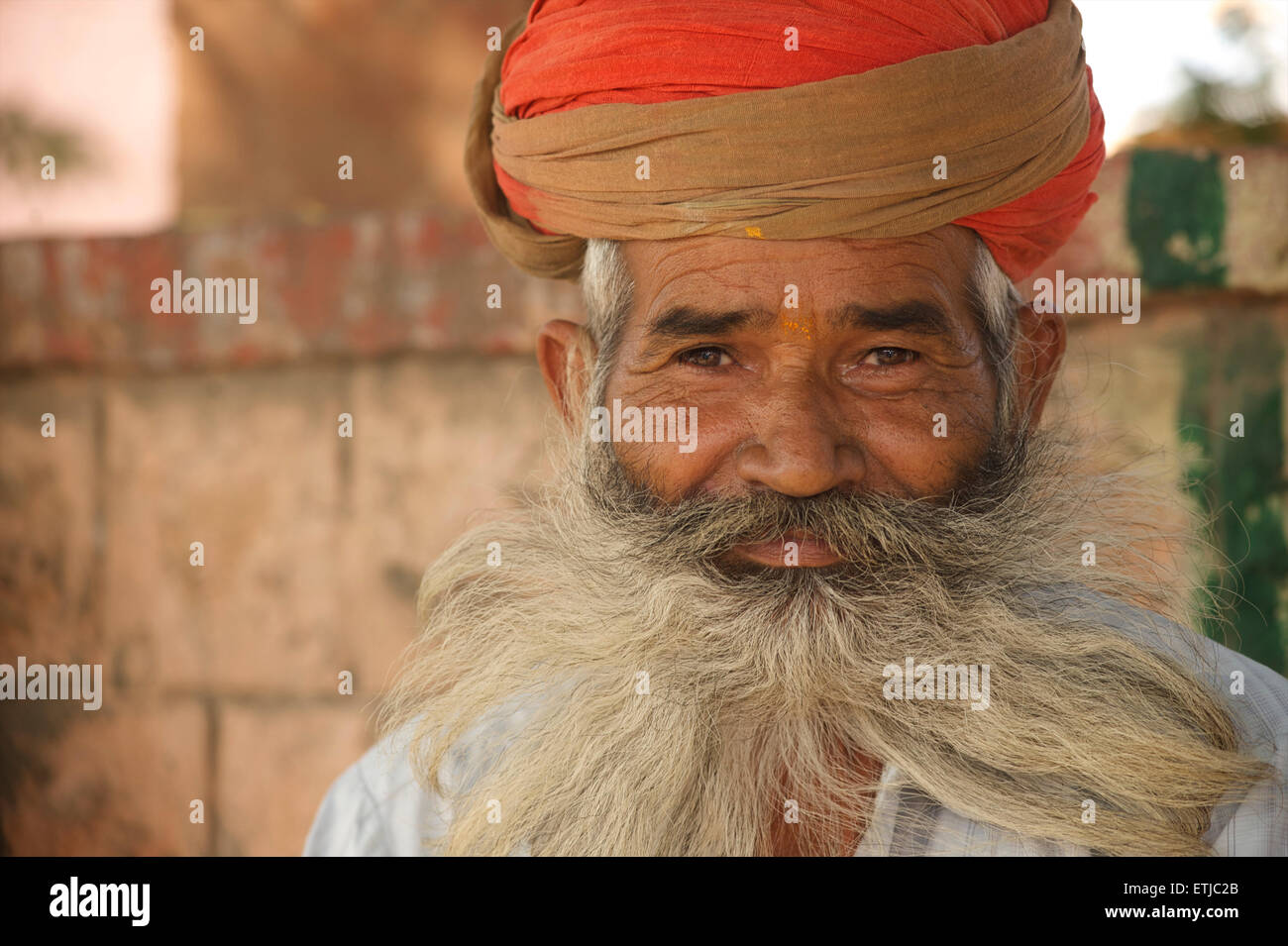 Rajasthani Mann mit Turban, Jodhpur, Rajasthan, Indien Stockfoto