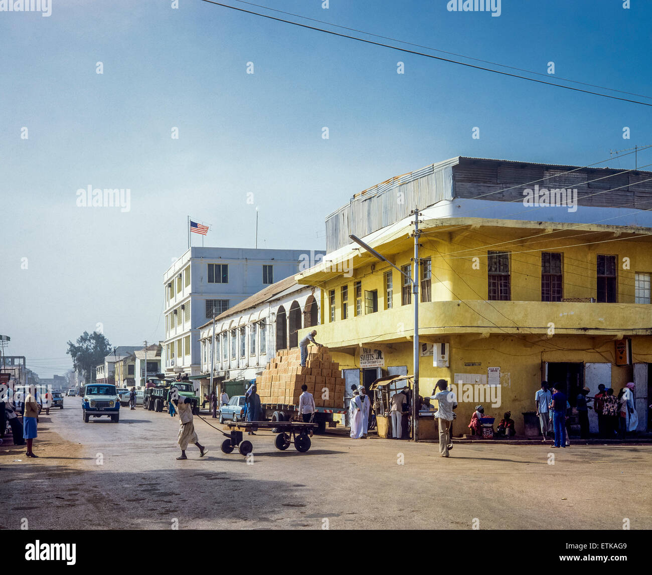 Africa Gambia Banjul Street Scene Stockfotos und -bilder Kaufen - Alamy