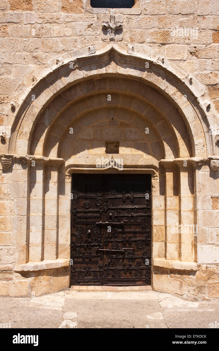 Kirche Sant Cebrià d'Esponellà. Romanische. XIII Jahrhundert. Spanien, Katalonien, Provinz Girona, Pla de Estany Esponellà. Stockfoto