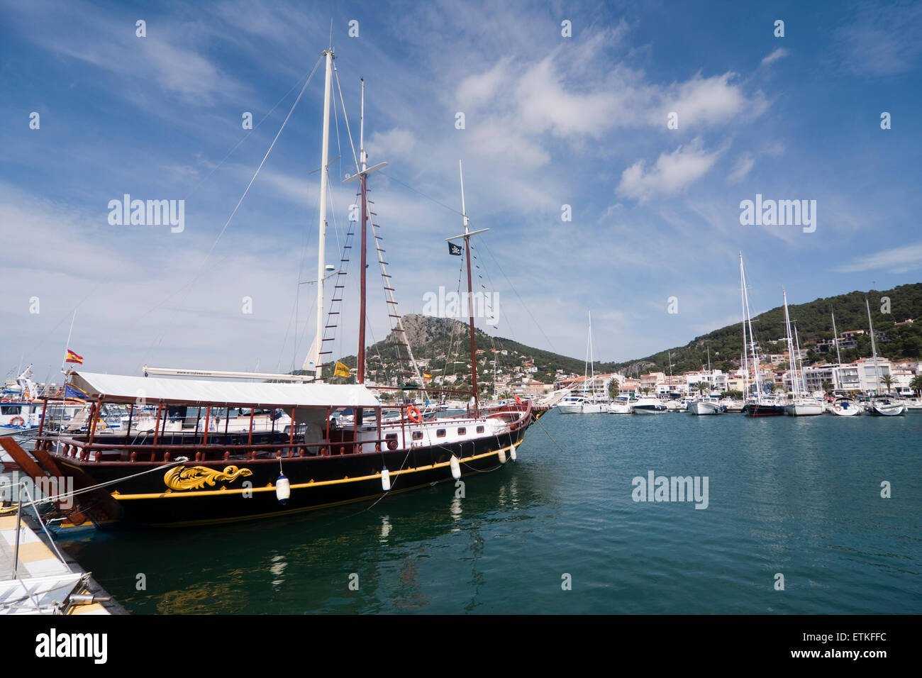 L ' Estartit Port. Spanien, Katalonien, Provinz Girona, Baix Empordà, Torroella de Montgrí. Stockfoto