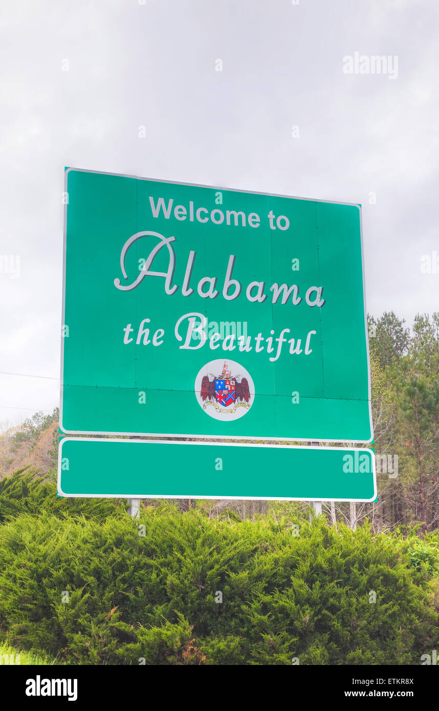 Herzlich Willkommen Sie in Alabama das schöne Schild an der Staatsgrenze Stockfoto