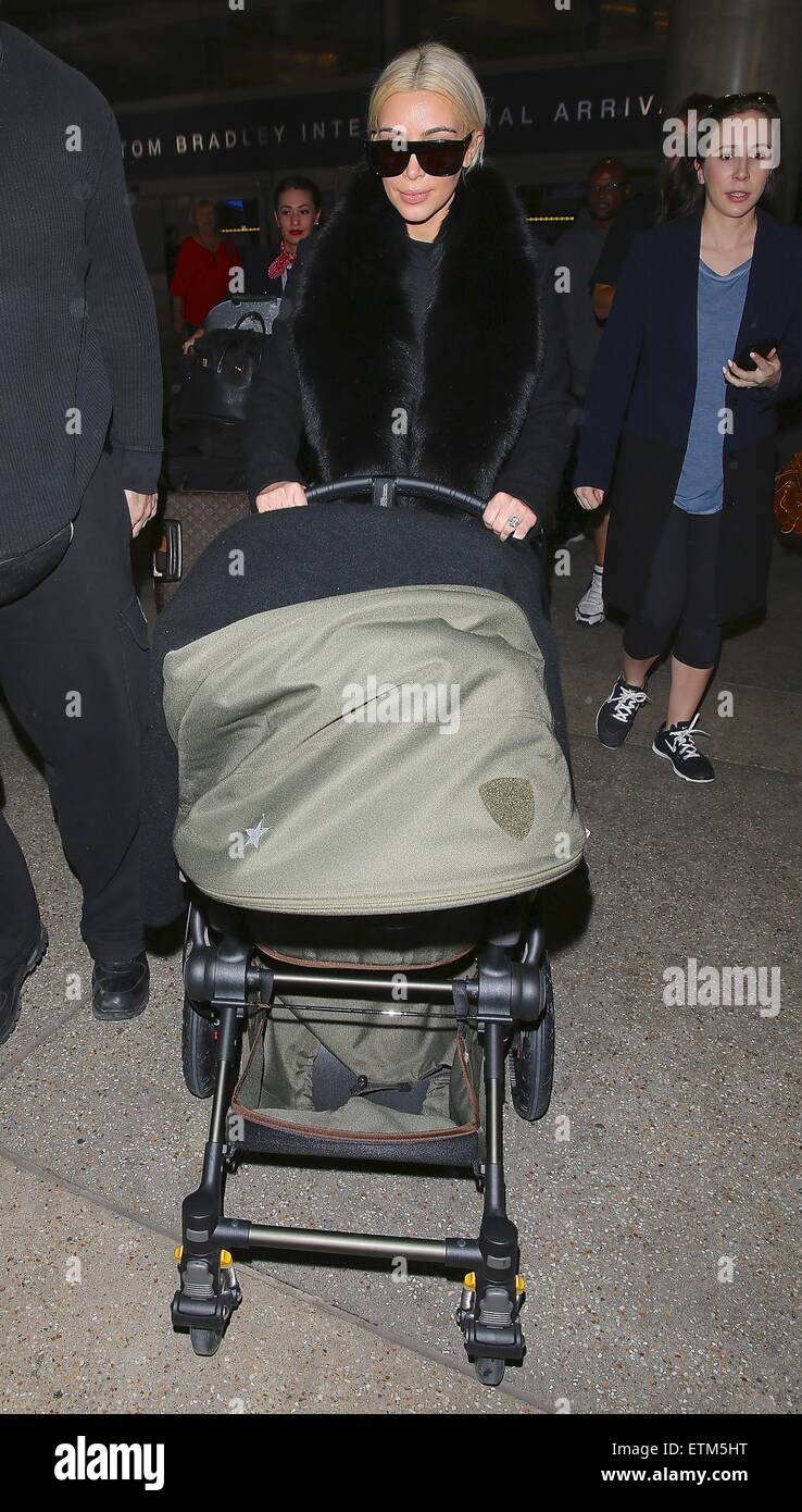 Kim store kardashian kinderwagen