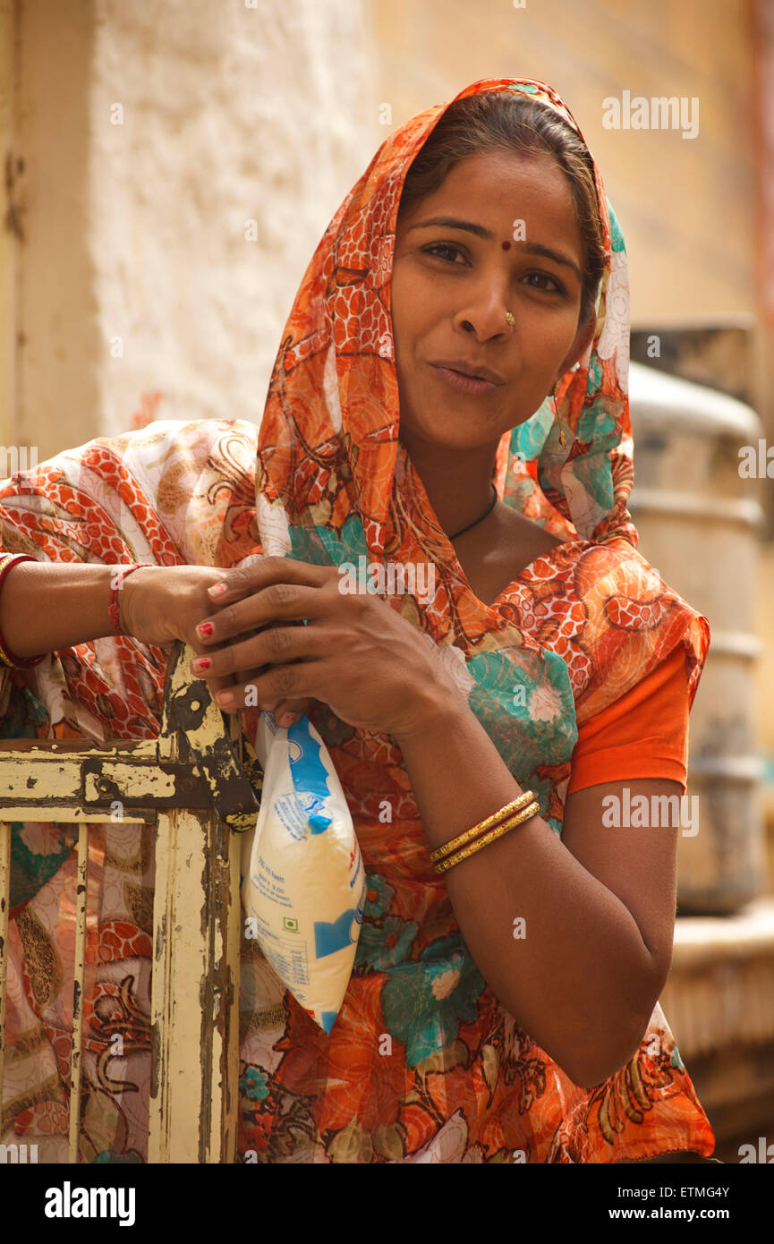 Heiße Indische Milf Hart Befüllt Heiße Indische Milf Hart Befüllt
