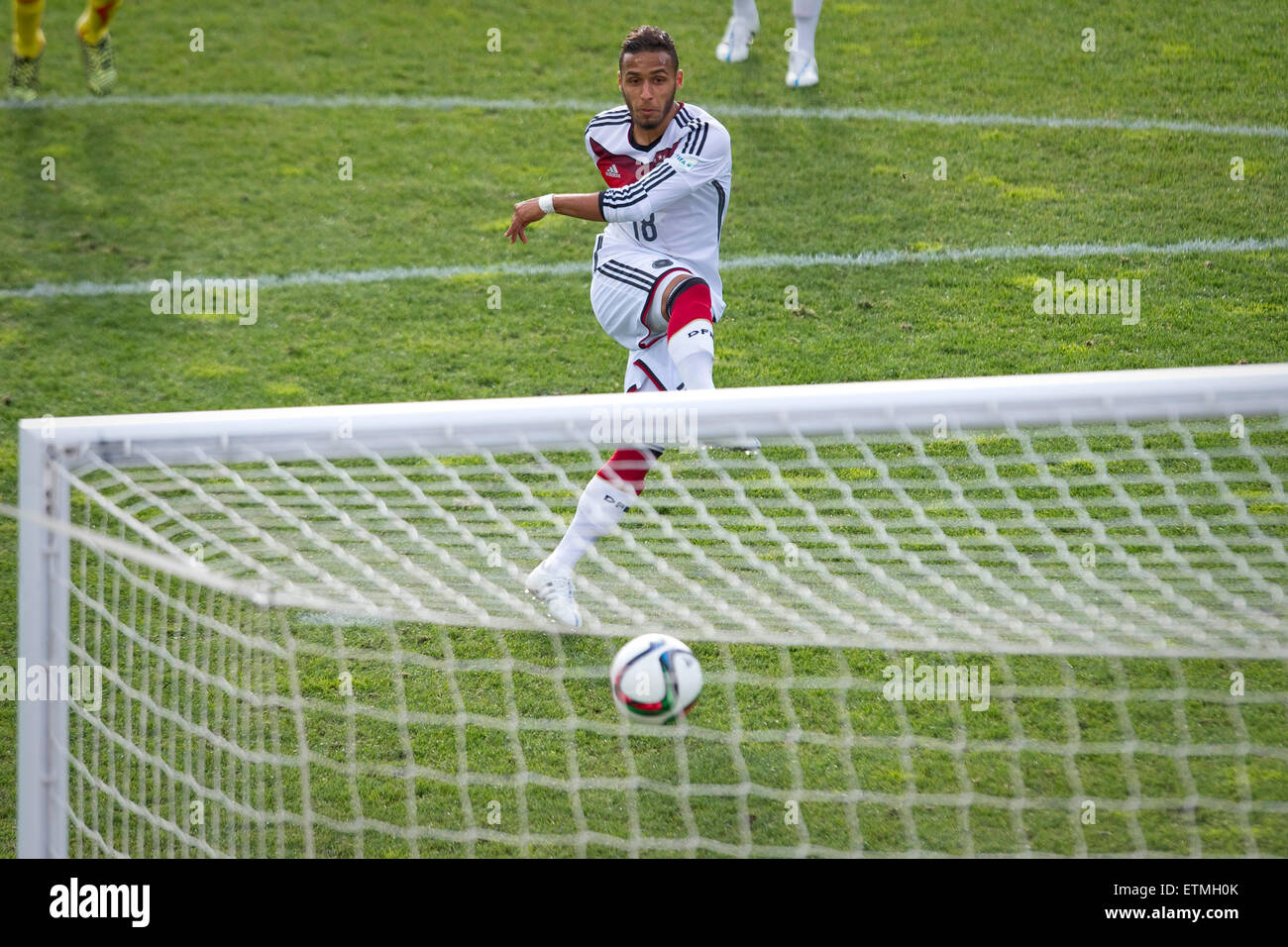 Christchurch, Neuseeland. 14. Juni 2015. Christchurch, New Zealand - 14. Juni 2015 - Hany Mukhtar Deutschlands in Aktion, vermisst eine Strafe während der FIFA-U20-WM Viertelfinal-Match zwischen Mali und Deutschland im AMI-Stadion am 14. Juni 2015 in Christchurch, Neuseeland. © Dpa/Alamy Live-Nachrichten Stockfoto