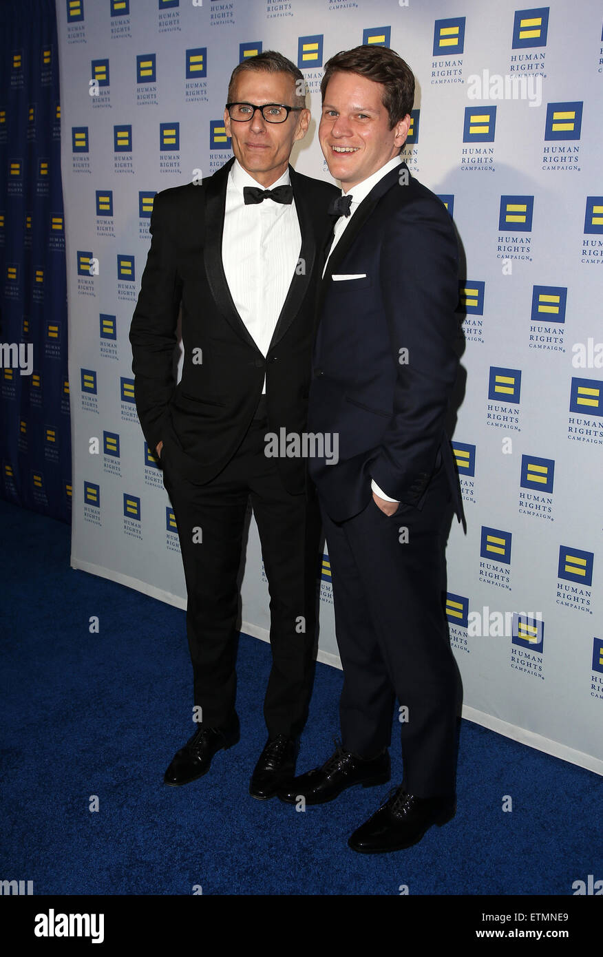 HRC Los Angeles Galadinner 2015 im JW Marriott Hotel in LA Live - Ankünfte mit: Michael Lombardo, Graham Moore wo: Los Angeles, California, Vereinigte Staaten von Amerika bei: Kredit-14. März 2015: FayesVision/WENN.com Stockfoto