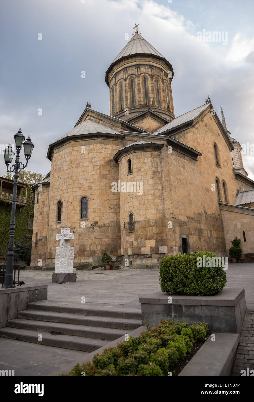 Georgischen orthodoxen Sioni-Kathedrale der Dormitio am historischen Sionis Kucha (Sioni Street) in Tiflis, der Hauptstadt Georgiens Stockfoto