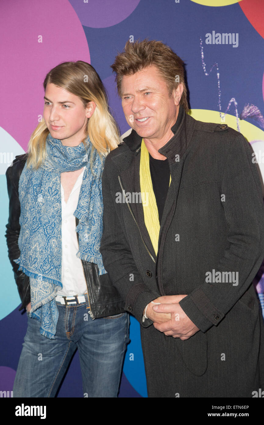 Sydney, Australien. 15. Juni 2015. Christian Wilkins und Richard Wilkins angekommen auf dem roten Teppich bei der australischen Premiere des neuen Disney Pixar Film auswendig Veranstaltung Kinos, George Street. Bildnachweis: Richard Milnes/Alamy Live-Nachrichten Stockfoto