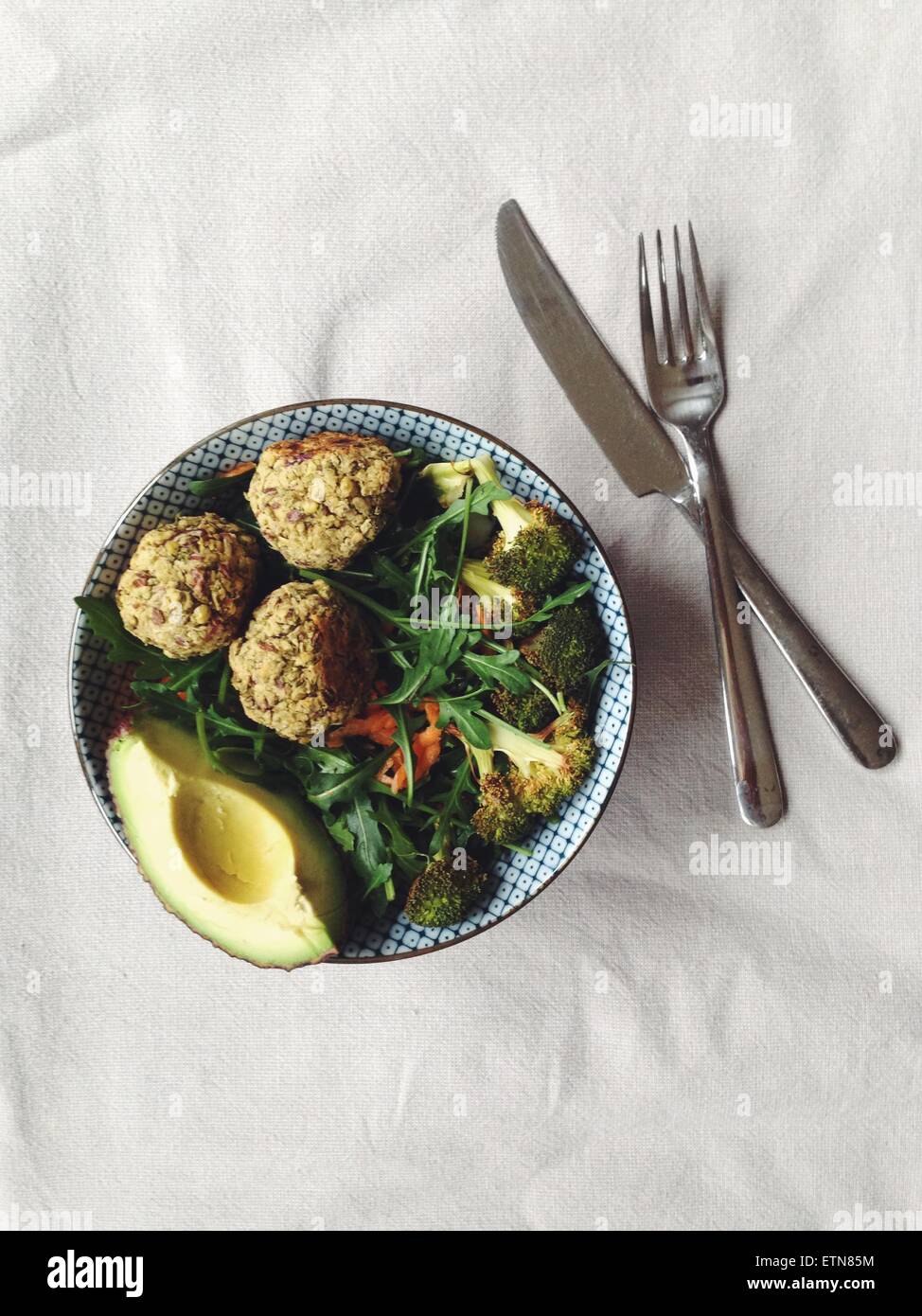 Gebackene Falafel Salat Stockfoto