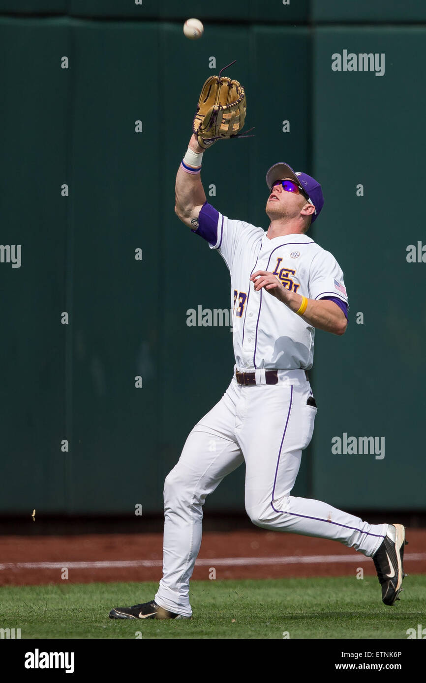 14. Juni 2015: LSU Outfielder Jake Fraley #23 in Aktion während Spiel 3 der 2015 NCAA Men es College World Series zwischen TCU Horned Frogs und LSU Tigers im TD Ameritrade Park in Omaha, NE. TCU gewann 10-3. Die heutige Anwesenheit 24,506.Nathan Olsen/Cal Sport Media Stockfoto