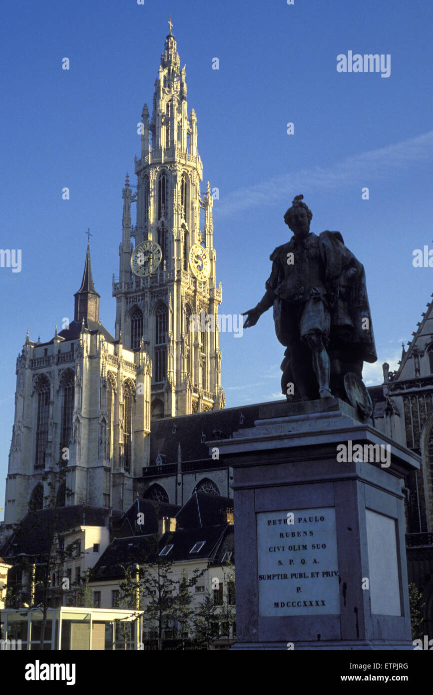 BEL, Belgien, Antwerpen, die Rubens-Denkmal an der Gruenplace und die Liebfrauen-Kathedrale.  BEL, Belgien, Antwerpen, Das Rubens Stockfoto