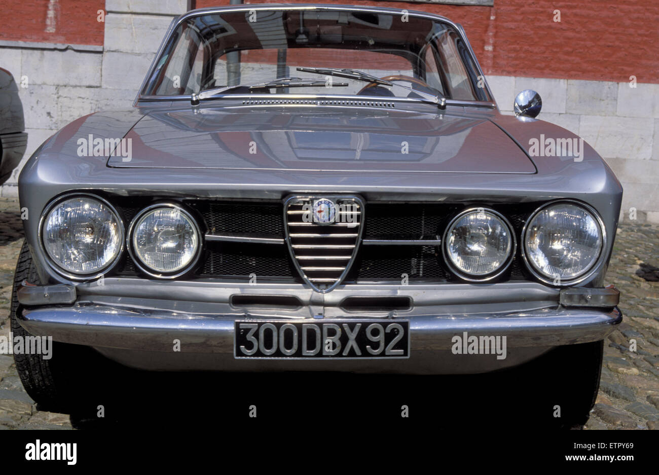 BEL, Eastbelgium, Stavelot, Belgien, Alfa Romeo 1750 GTV von 1970.  BEL, Belgien, Ostbelgien, Stavelot, von Alfa Romeo 1750 GTV Stockfoto