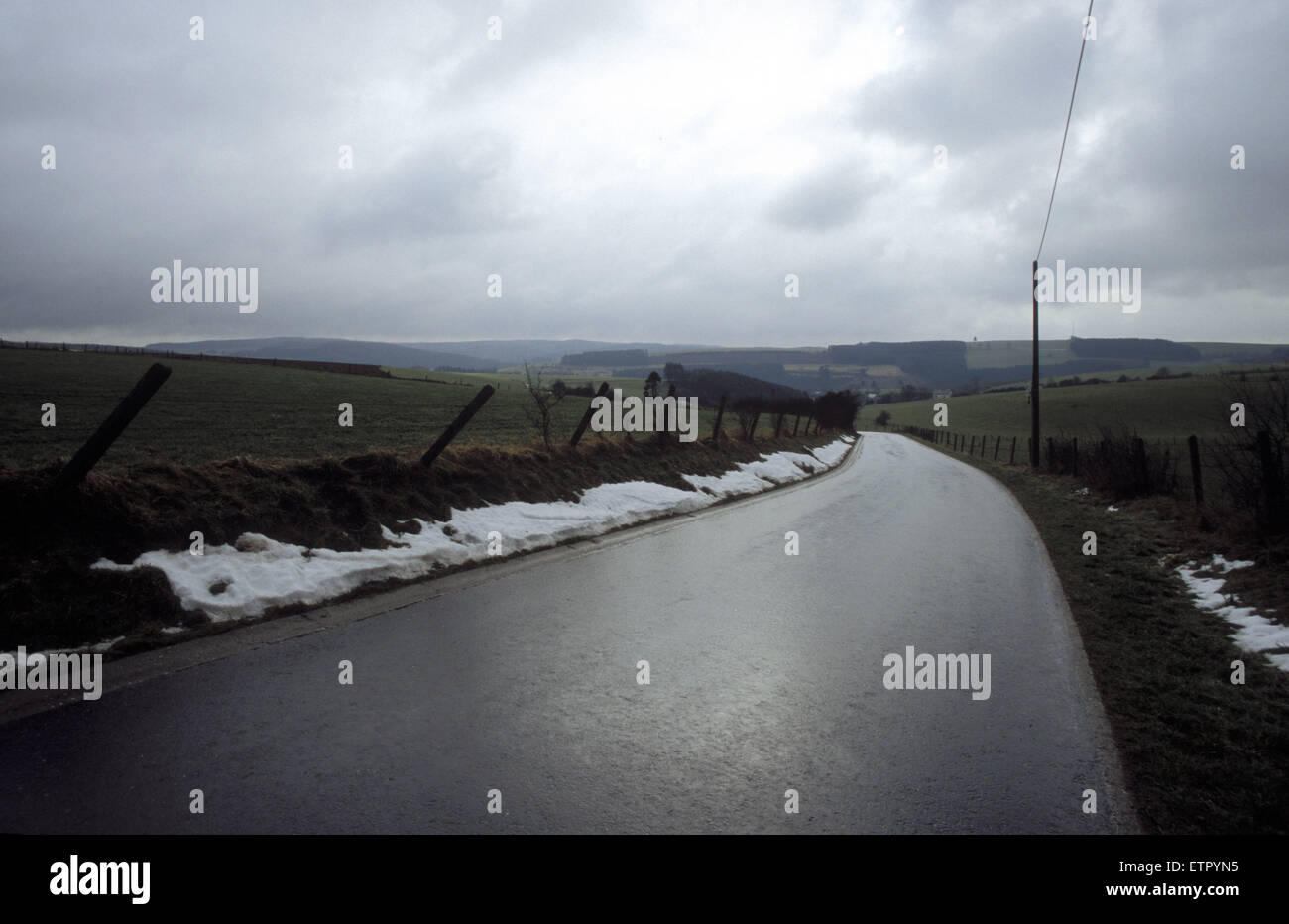 BEL, Belgien, Eastbelgium, Straße in der Nähe von St. Vith.  BEL, Belgien, Ostbelgien, Straße Bei St. Vith. Stockfoto