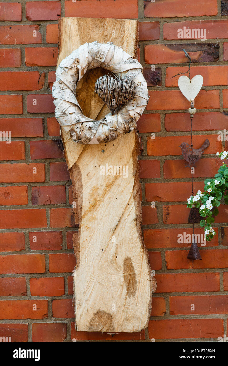 Kreative Garten Dekoration, Kranz, Herz Stockfoto