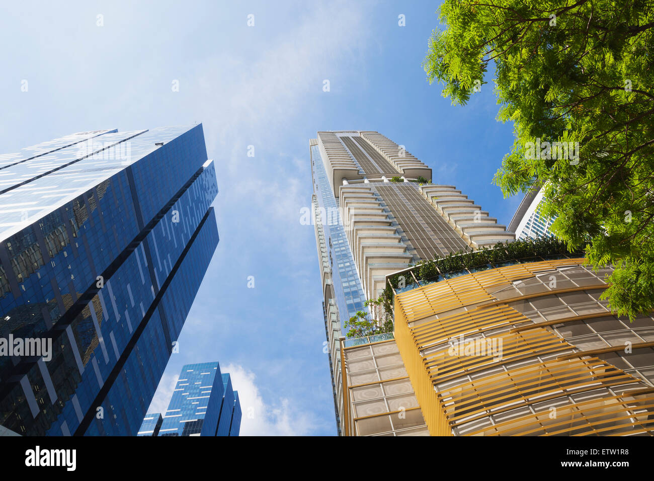 Republik Singapur, Singapur, Office Tower Asia Square Tower und Hochhaus Wohn Gebäude One Shenton Tower Stockfoto