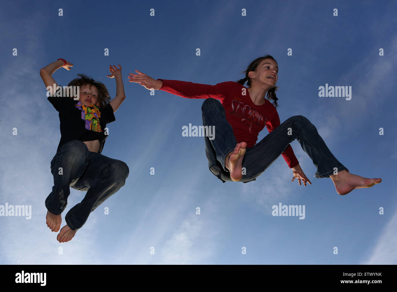 Werl, Deutschland, machen die Kinder eine Kaper Stockfoto