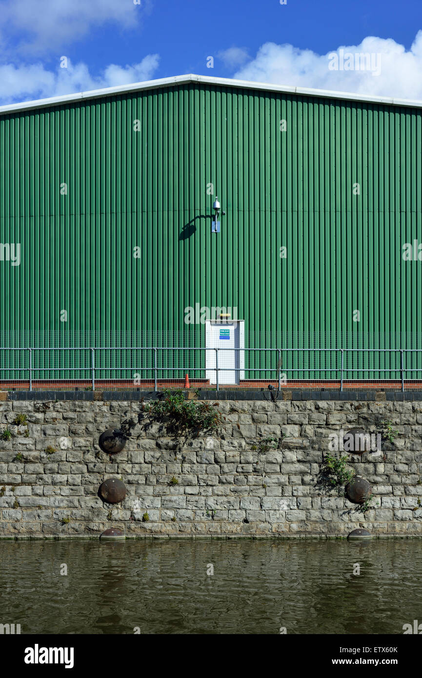 Lager Grün, Limehouse Schnitt, Limehouse, London, Vereinigtes Königreich Stockfoto