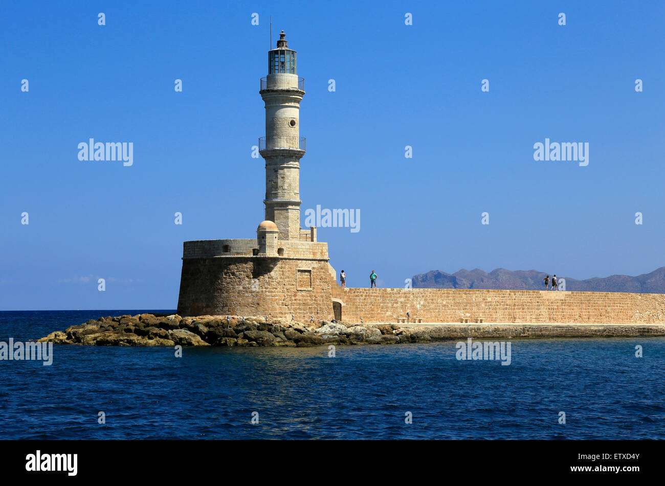 Chania, Griechenland, Leuchtturm an der Hafeneinfahrt auf der Insel Kreta Stockfoto