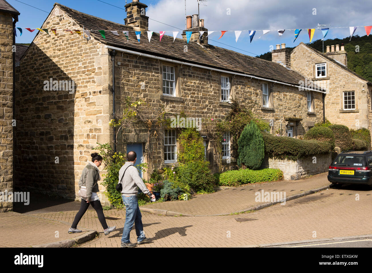 Großbritannien, England, Derbyshire, Eyam, dem Platz, Terrasse aus Stein gebaut, auf dem Land Stockfoto