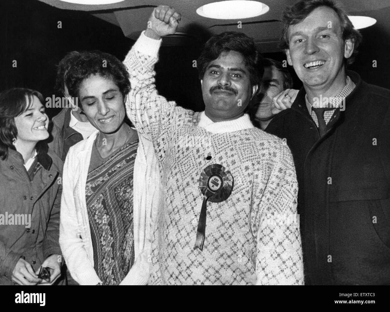 Elektriker Raj Malhotra, gewinnt die unteren Stoke Nachwahl, die erste asiatisch-Stadträtin für Coventry zu werden. Abgebildete 19. November 1987. Stadtrat Raj Malhotra vertreten niedriger schüren, für die Labour Party von 1987 bis 1992. Stockfoto
