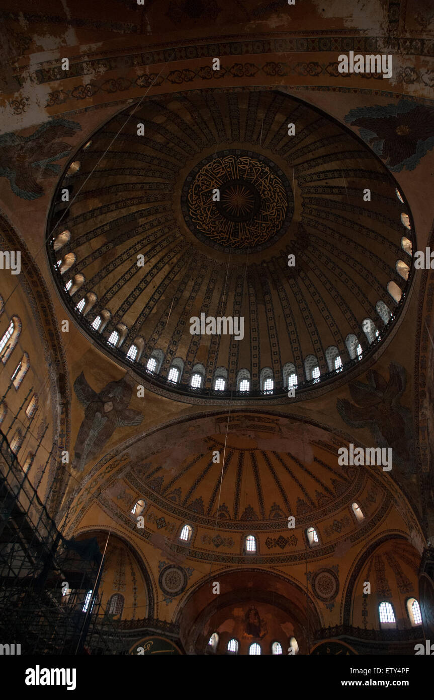 Gebaut in 537, die Hagia Sophia war ein östlich-orthodoxen Kathedrale und im Jahre 1453 in eine Moschee umgewandelt. 1935 wurde es zu einem Museum. Stockfoto